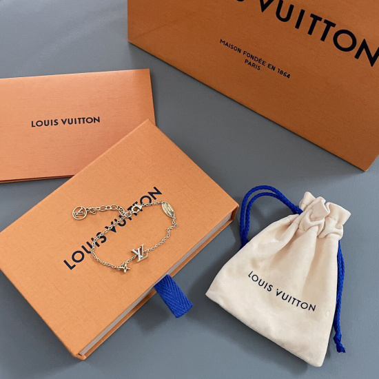 20240411 BAOPINZHIXIAOLV Louis Vuitton Bracelet 20