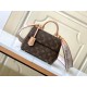 20231126 p610, the top-level original CLUNY mini handbag M46055 has a pure structure and contour that never goes out of style, and the strap adopts the trendy bright color scheme. The Louis Vuitton logo declares brand identity, and the Cluny handbag is ve