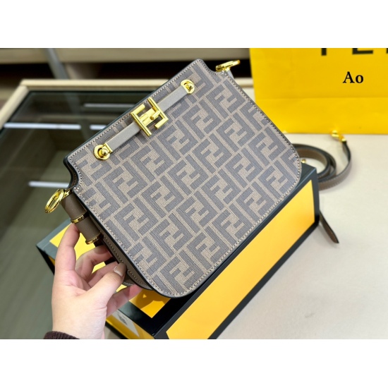 2023.10.26 245 with foldable box size 26.19cm ⚠️ Fendi Fendi Way's new double F buckle classic double F strong suction buckle calf leather material with packaging