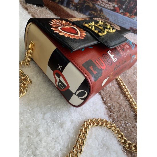 20240319 Batch 500 [Dolce Gabbana Dolce&Gabbana] Overseas purchasing specialty products with style and aura. New bag types can be matched with any style, as long as you have a fashionable heart, you can keep it clear anytime and anywhere. DG, every displa