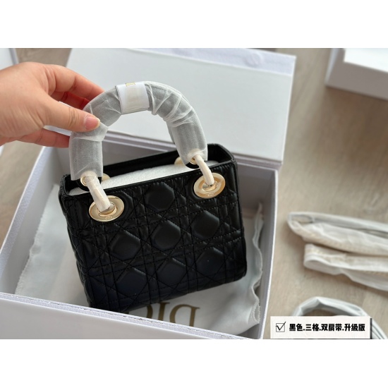 260 box size: 17cm (3) ⃣ (Grid) - Lady returns! D Family Princess, super eye-catching! High end quality, free to compare details Don't be too headstrong, dear!