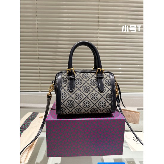 2023.11.17 Folding Gift Box P210 Small Tory Burch Pillow Bag - The latest design of the counter pillow bag, original single mold opening, customized original single hardware, imported fabric, super good texture, and more wear-resistant! Liangze Hardware C