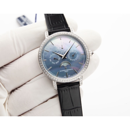 20240408 White 460 Mei 480 New Product | Ms. Jiangshidandun Calendar 4305T When the complex functions of high-end watchmaking meet women's timepieces, elegance is redefined. For over 200 years, # Jiangshidandun has been adapting to women's constantly chan
