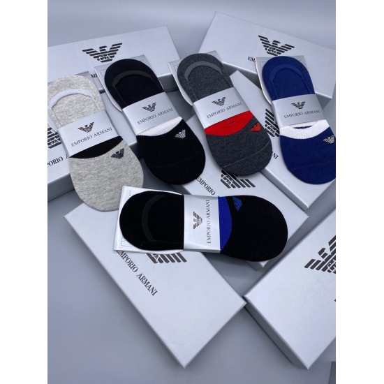 2024.01.22 EMPORIO ARMANI's New Invisible Socks Market Top Quality [Proud] Only Well Made Quality [Strong] Sweat-absorbing, Antibacterial, Breathable, and Odor Resistant [Proud] Possessing [Proud] One Comfortable Box, 5 Pairs, One Hand Supply