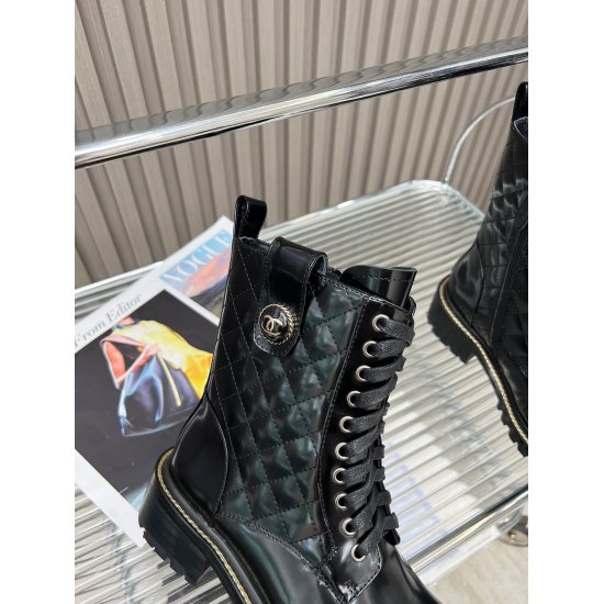 2023.11.05 P3102073Ch@nel Top quality version! Original purchase, original molding of shoe upper hardware. Carefully crafted! CHANEL's new boots use crack pressing technology to create crocodile skin textures from different leather materials. With the par