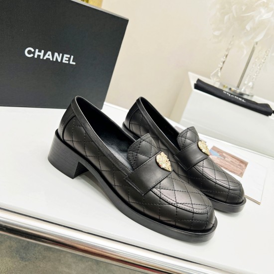 2023.11.19 P340 2022 New Chanel Love ❤️ Lingge Lefu Shoes ✨ One foot single shoe series ✨ The upper legs are particularly comfortable and soft, both beautiful and comfortable, and paired with skirts and pants, they are invincible in beauty. love ❤️ Specia