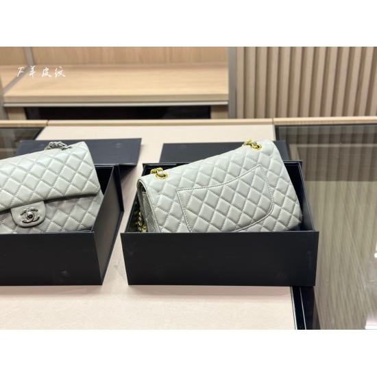 On October 13, 2023, 235 is equipped with a folding box and an airplane box size of 25cm. Chanel, we have been working very hard to create a comfortable sheepskin fabric that is popular in other markets! No matter who you are, hold it steady ✔ : ✔ :,