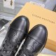 20230923 ¥ 310 Louis Vuitton 2022 Autumn/Winter High end Customized Top Celebrity Network Celebrity Show, Centennial Classic, Exquisite Craftsmanship, Comfortable Fit. This Territory flat sole boot features a silky calf leather collision rubber element: V