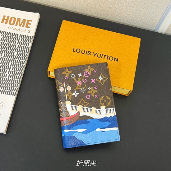 2023.07.11  ❗ New product arrival ❗ LV passport folder has 44 styles. This passport case is made of Damier Grahite canvas, and presents the high spirited posture of exotic animals with elegant colors and Passport stamp patterns. The sleek c
