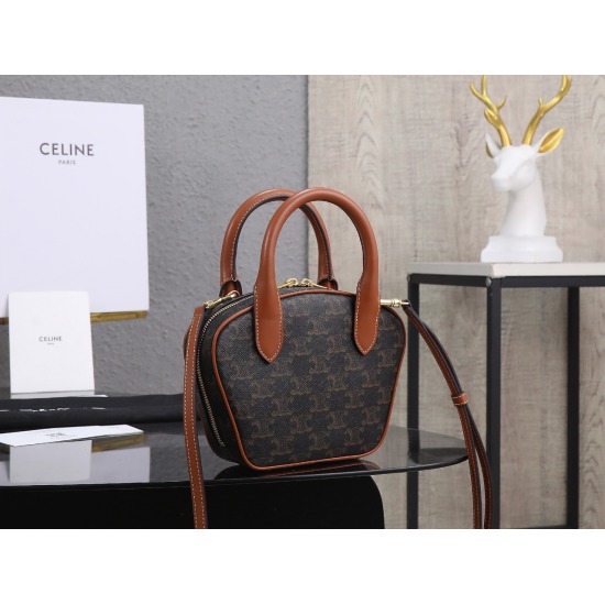 20240315 P1010 [Premium Quality All Steel Hardware] CELINE 22s New Product | Mini Logo Printed Cow Leather Bowling Bag Super textured bowling bag, cute and retro, just the right size, can also hold a mobile phone~can be carried by a crossbody hand with Tr