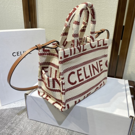 20240315 P730 CELINE Autumn New | CABAS THAIS Small TRIOMPHE Fabric Cow Leather Handbag New Super Gentle Triumphal Arch Black Fabric Cow Leather Small Tote Previously, it was always a large Tote with a larger volume. The new small Tote size is not too fri