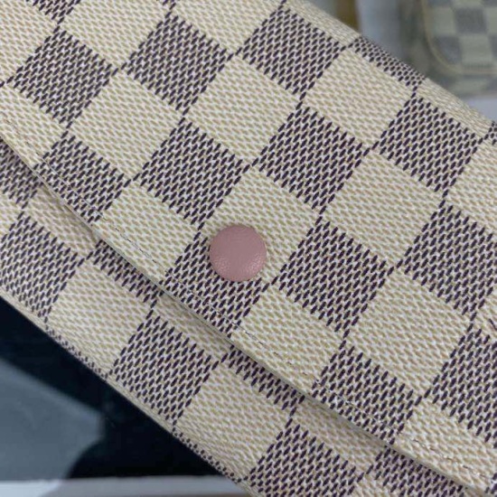 20230908 Louis Vuitton] Top of the line exclusive background N41625 Size: 19.5x 10.0x 1.5 cm Functional and beautifully designed Emilie wallet is made of soft Monogram canvas, lined with brightly colored lining, exuding an extremely elegant temperament. T
