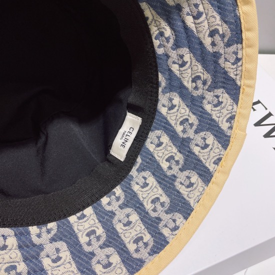 2023.07.22 CELINE Sailin's new high version simple embroidery Bucket hat is in Japanese and Korean style, which is extremely beautiful with any combination! A must-have for traveling