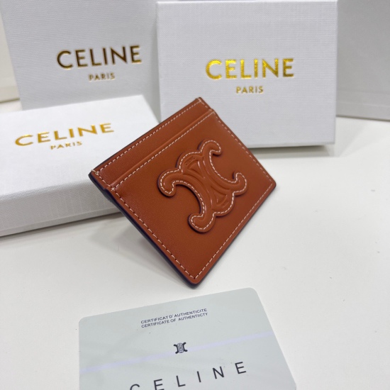 2023.09.27 Brand: Celine A03
