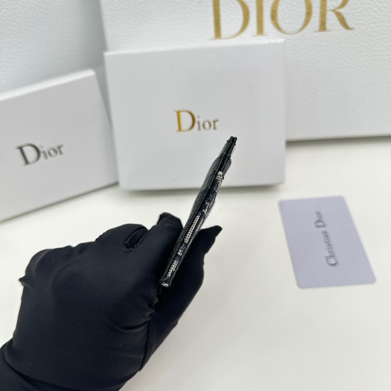 2023.09.27 Brand: Dior D18