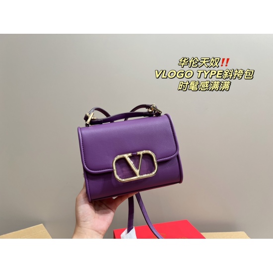 2023.11.10 P190 folding box ⚠️ Size 18.12 Valentino VLOGO TYPE crossbody bag meets all daily needs, making travel very convenient and fashionable