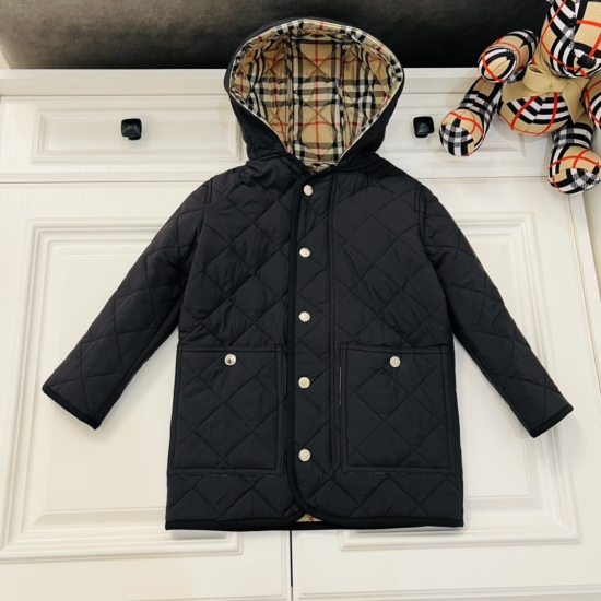 20240402 100-150cm198m 160cm218m BB * * counter original custom mid length cotton jacket, counter 1:1 hooded design, all hardware is 1-to-1 with a custom lining and classic plaid. There is also an activity drawstring. This cotton jacket must be collected