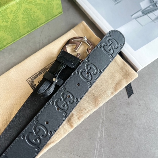 Gucci counter new version banner code 703147KAAAD8358 GG Home is currently the hottest embossed calf leather with a width of 4.0cm, classic double G buckle