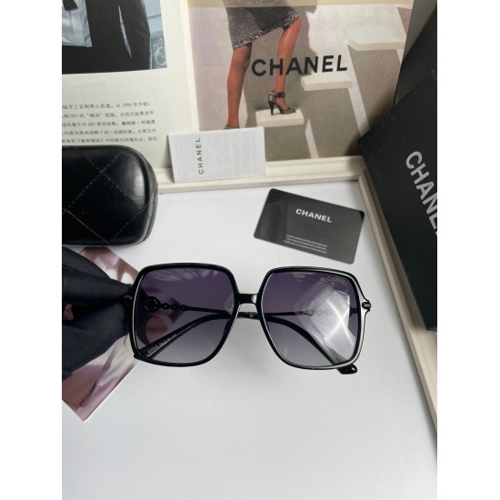 20240413: 80. The new CHANEL Chanel original single quality women's polarized sunglasses are imported with Polaroid high-definition polarized lenses. Released synchronously on the official website, fashionable and stylish, a must-have for travel, you can 