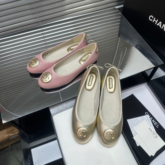 2023.11.05 P290 Xiaoxiang Medieval Vintage Double C Bow Flat Bottom Ballet Shoes: CHAN Xiangnana Super Beautiful Single Shoes~A Good and Advanced Step on ❗ Top level original version ❗ Huanxin showcases the iconic style of the Xiaoxiang series. The unique