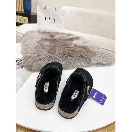 2024.01.05 250 BK Boken black wool mop with imported satin cowhide suede upper, lined with Australian wool. 5mm high elastic sponge and Australian wool padding for soft and comfortable stepping on! Ultra light EVA foam outsole ✈️。 Environmentally friendly