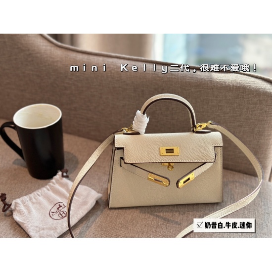 2023.10.29 240 box size: 19 * 12.5cmH Hermes Kellymini second-generation real wife, wife looks great ⚠ Put down your phone and pretend to be cute! ⚠ The cross patterned cowhide bag is particularly textured!