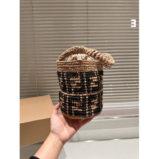 2023.10.26 P165 Aircraft Box Fendi Grass Woven Vegetable Basket Recommended with Extra Large Capacity Inner Tank Size 14.18