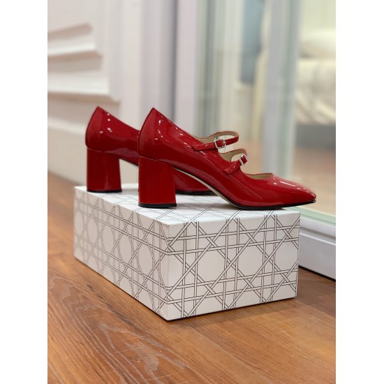 2024.01.05 260 [CAREL] French classic retro Mary Jane shoes. A niche brand from France. Extremely comfortable on the feet and easy to match. Material: Upper layer of cowhide patent leather, sheepskin lining and foot pads, genuine leather outsole. Heel hei