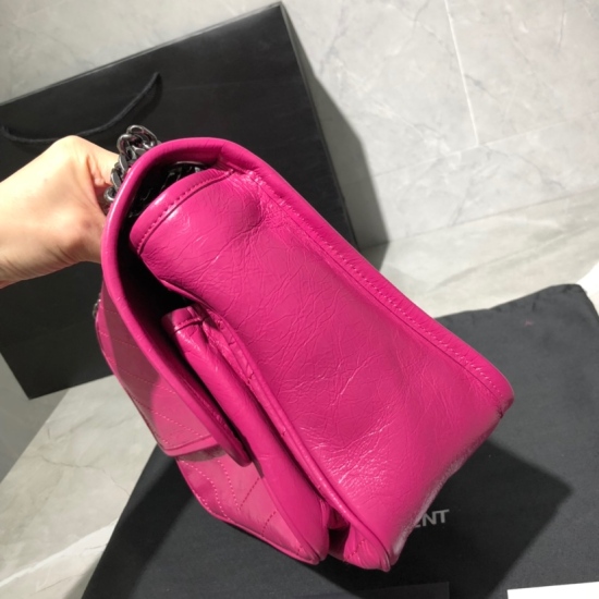 20231128 Batch: 630niki New Color Rose Red Out of Stock King NIKI... The new color makes you energetic and energetic_ Free spirited and free spirited! A must-have rose color in summer, imported from Italy with original factory leather_ No matter how you w