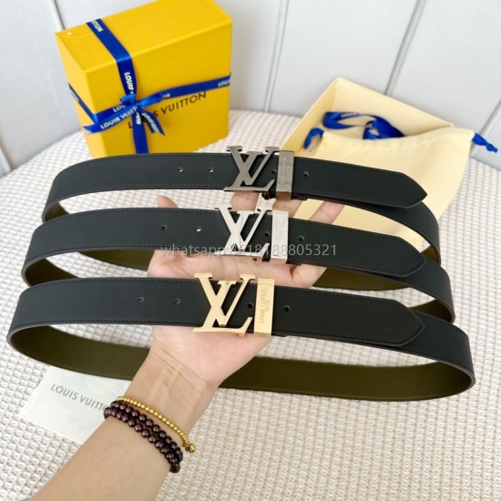On August 7th, 2023, width: 35mm, Lvjia S22 Spring/Summer New Belt Series, width: 3.5cm, original Italian leather material paired with exquisite design hardware, all-round precision punching, fine grinding, precision density, thick gold plating, excellent