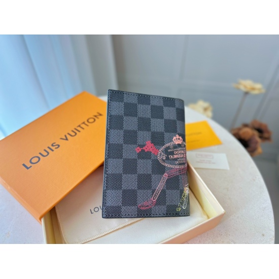 2023.07.11  LV passport folder This passport case is made of Damier Grahite canvas, and presents the high spirited posture of exotic animals with elegant colors and Passport stamp patterns. The sleek configuration features card slots and easy to access op