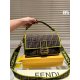 2023.10.26 P185 ❤️ FENDI Fendi F Home Method Stick Bag! The colors of spring and summer! The medieval bag style is never tired of seeing, the biggest feature is that it can hold any style without choosing clothes, and the concave shape is also appropriate