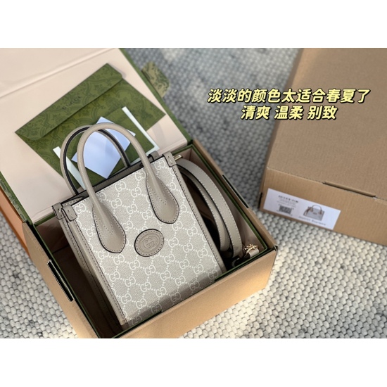 On March 3, 2023, with a box size of 16 * 20cmGG mini tote (score bag), you can buy a bag again! Cute and Lovely Milk Tea Tote Classic Double G Pattern Simple and Advanced~~