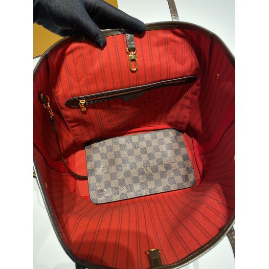 2023.10.1 p390 Brown Checkerboard Shopping Bag Shipping Lv Checkerboard Shopping Bag Mommy Bag (Accurate Grid Matching) Size: 33 * 29CM ⚠ Complete set of official website gift boxes with pictures, sealed and folded gift boxes, packaging, and a special cab