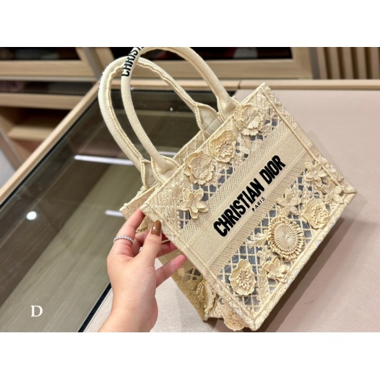 On October 7, 2023, 345 340 335 comes with a foldable box, scarves, Dior, original fabric jacquard, Dior book tote. My favorite shopping bag tote of the year, which I have used the most, is Baodio. Due to its huge capacity, everything is placed inside, an