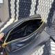 2023.11.06 220 gift box prada camera bag super versatile counter recommended simple and beautiful concave shape is also good! Gift box size 23cm