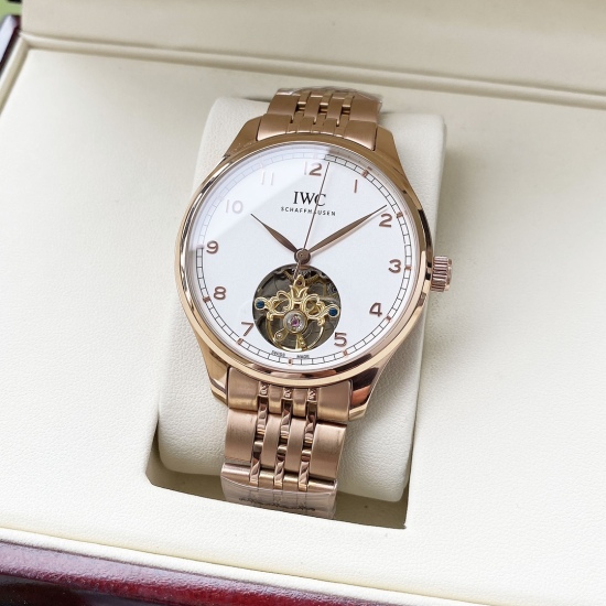 20240408 White Shell 570, Rose Gold 590. 【 Minimalist Style Fashion Hot Sale 】 Wanguo-IWC Men's Watch Fully Automatic Mechanical Movement Mineral Reinforced Glass 316L Precision Steel Case Precision Steel Band Classic Business and Leisure Size: Diameter 4