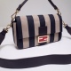 2024/03/07 p1030 [FENDI Fendi] The iconic Baguette handbag features a flip design and an FF magnetic buckle. The lining is equipped with a zippered pocket. Equipped with detachable shoulder straps, can be carried by hand or crossbody. Pink canvas material