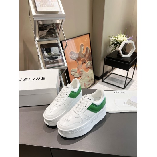 20240403 Celine 2022SS Thick Sole Little White Shoes This Celine 2022 Spring/Summer new product is very versatile and definitely won't go wrong, especially when paired with longer wide leg pants and jeans, it works very well and can stretch well. The heel