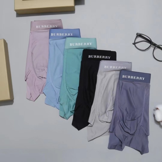 2024.01.22 BURBERRY New Burberry Original Quality, Boutique Boxed Men's Underwear! Foreign trade foreign orders, high quality, seamless cutting technology, scientifically matched with 82.5% nylon+17.5% spandex, silky, breathable and comfortable! Stylish! 