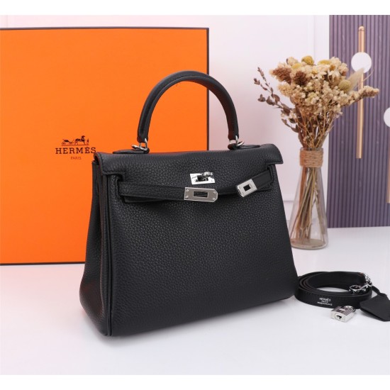 20240317 H ᴇ ʀ ᴍᴇ s K ᴇ ʟʟʏ』 25cm: 610 178cm: 630 ☑  Black silver spot instant delivery of Xiaoniu all steel hardware exclusive motorcycle version with ultra-high cost-effectiveness! The Kelly bag has all the elements and straps, which not only allows for