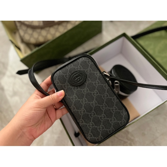 2023.10.03 170 box size: 10.5 * 18cm GG 22ss mobile phone bag ➰ It's very cost-effective ➰ Buy a bag and give away a headphone bag! ⚠️ reissue