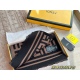 2023.10.26 190 box size: 35 * 180cm Fendi original single and double sided scarf This winter is a caramel flavored cashmere scarf with a soft and warm feel, which has a very good tone and is truly fragrant