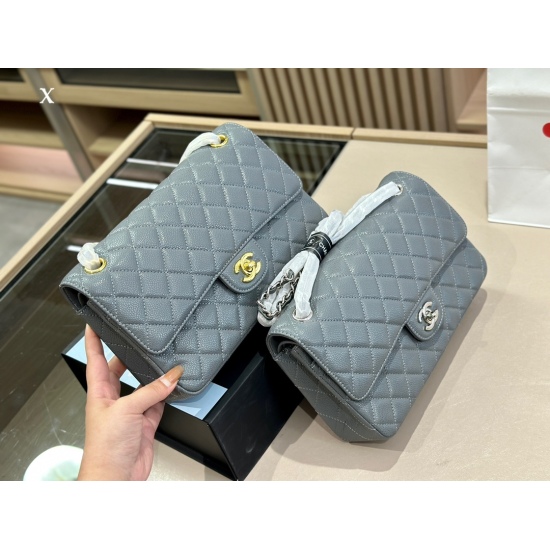 On October 13, 2023, 235 comes with a foldable box size of 25cm Chanel. We have been working hard to make caviar fabric that is very comfortable for other products on the market! No matter who you are, hold it steady ✔️✔️，
