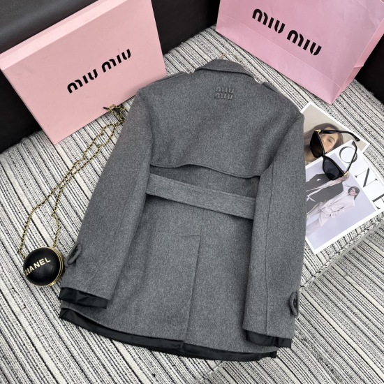 12.21.2023 P420 Strongly recommends the 2023 autumn/winter collection Miu * new woolen coat coat coat with letter stickers embroidered with SML embellishments