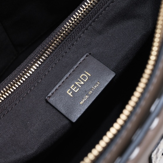 2024/03/07 850. FENDI by the way Boston handbag 〰️ Made of Italian small leather, with a minimalist style hot stamping letter pattern, paired with two handed handles and long shoulder straps, can be carried by hand or one shoulder, and has a spacious inte