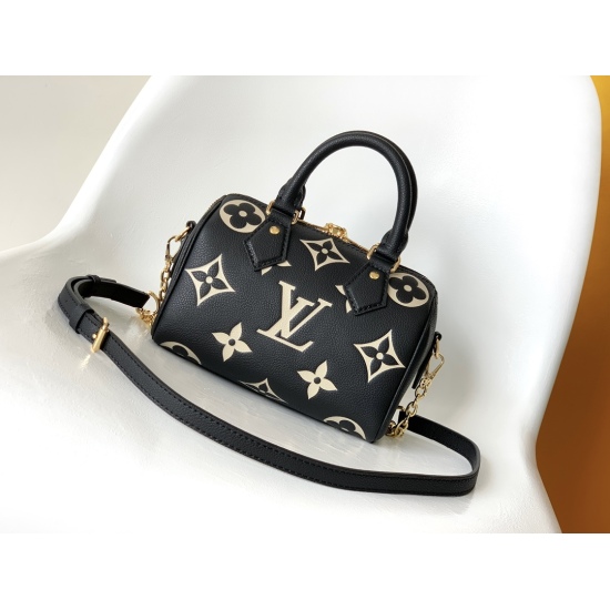 20231125 p660M58956 black M46575 gray M58954 beige M46397 milk white M58953 black M58958 pearl blue is made of dual color Monogram Imprente leather, decorated with LV logo and Monogram floral pattern. This Speedy Bandoulire 20 handbag is a modern classic.