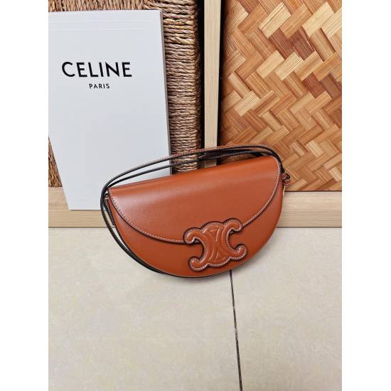 20240315 p800 22s Autumn and Winter New Product Launch | CELINE BESACE TRIOMPHE Smooth Cow Leather Handbag New Design Moon Bag Half Moon Bag Shape Super Cute, Lightweight and Versatile, Can also fit into Phone Shoulder Strap Adjustable as Underarm Bag or 