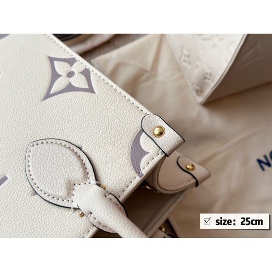 2023.10.1 235 box size: 25 * 19cm, excellent quality, understand the goods ‼️ The entire bag is limited to cowhide quality in summer! Which one to choose from the LVonthego milkshake white series? Search L Home Ontogo Shopping Bag
