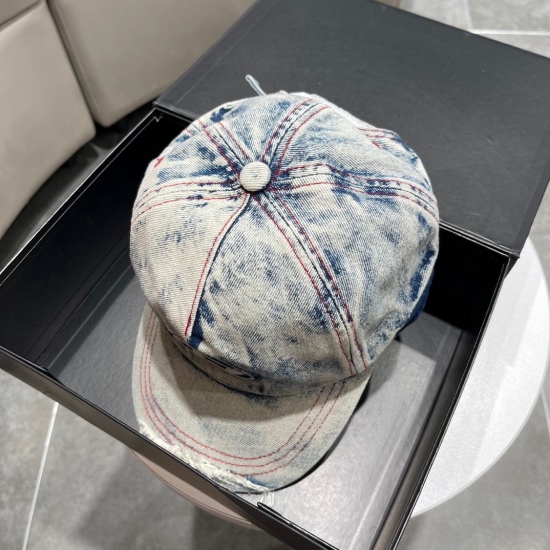 2023.10.2 p50 Diesel Wash Water Denim Baseball Hat Spring/Summer 2018 Denim Baseball Hat is a must-have and perfect match for the street, with complete high-quality internal standards. Get it now!